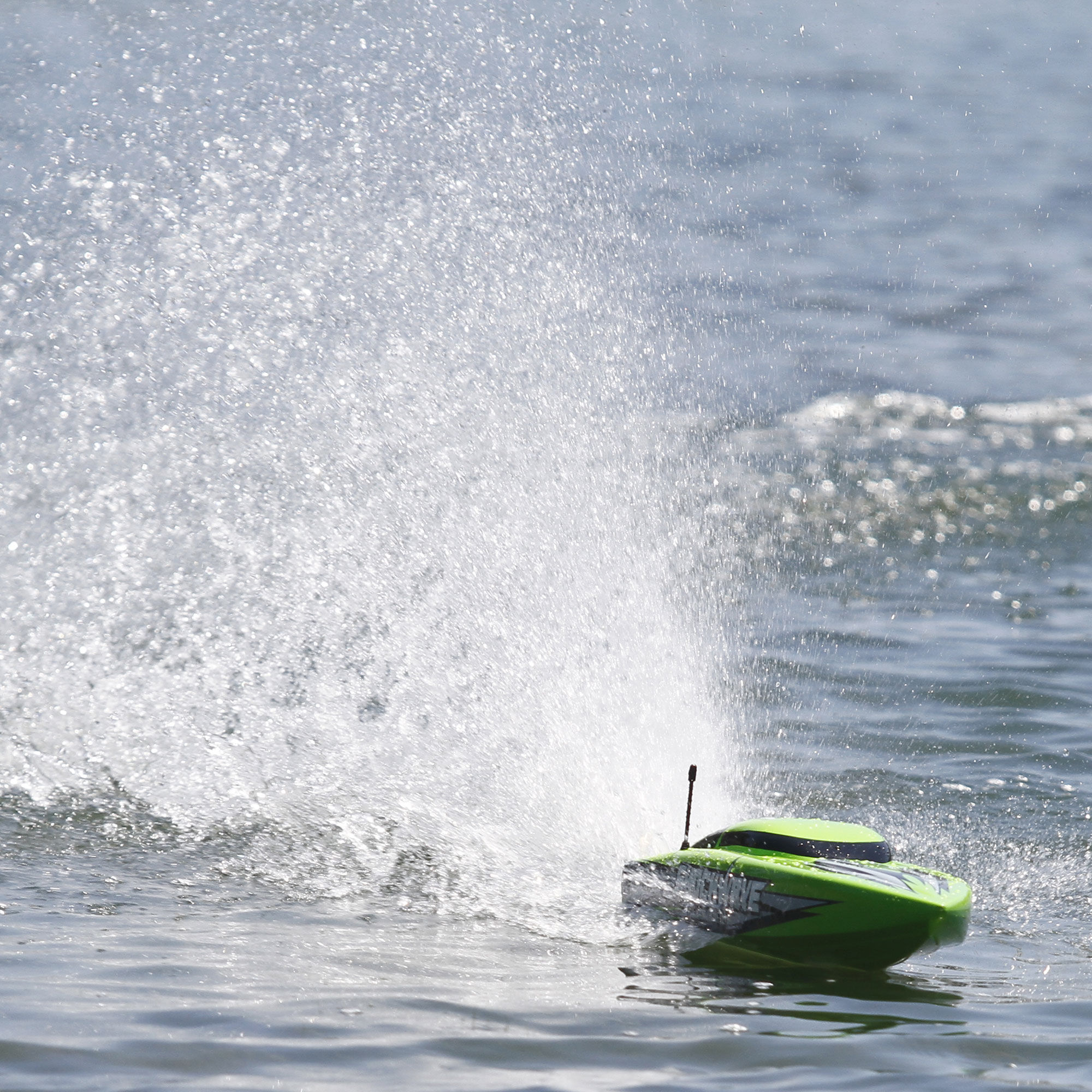 Proboat shockwave 26 store brushed